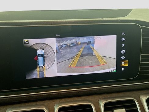 Used 2020 Mercedes-Benz GLE 450 4MATIC w/ 3rd Row Seat Package image 19