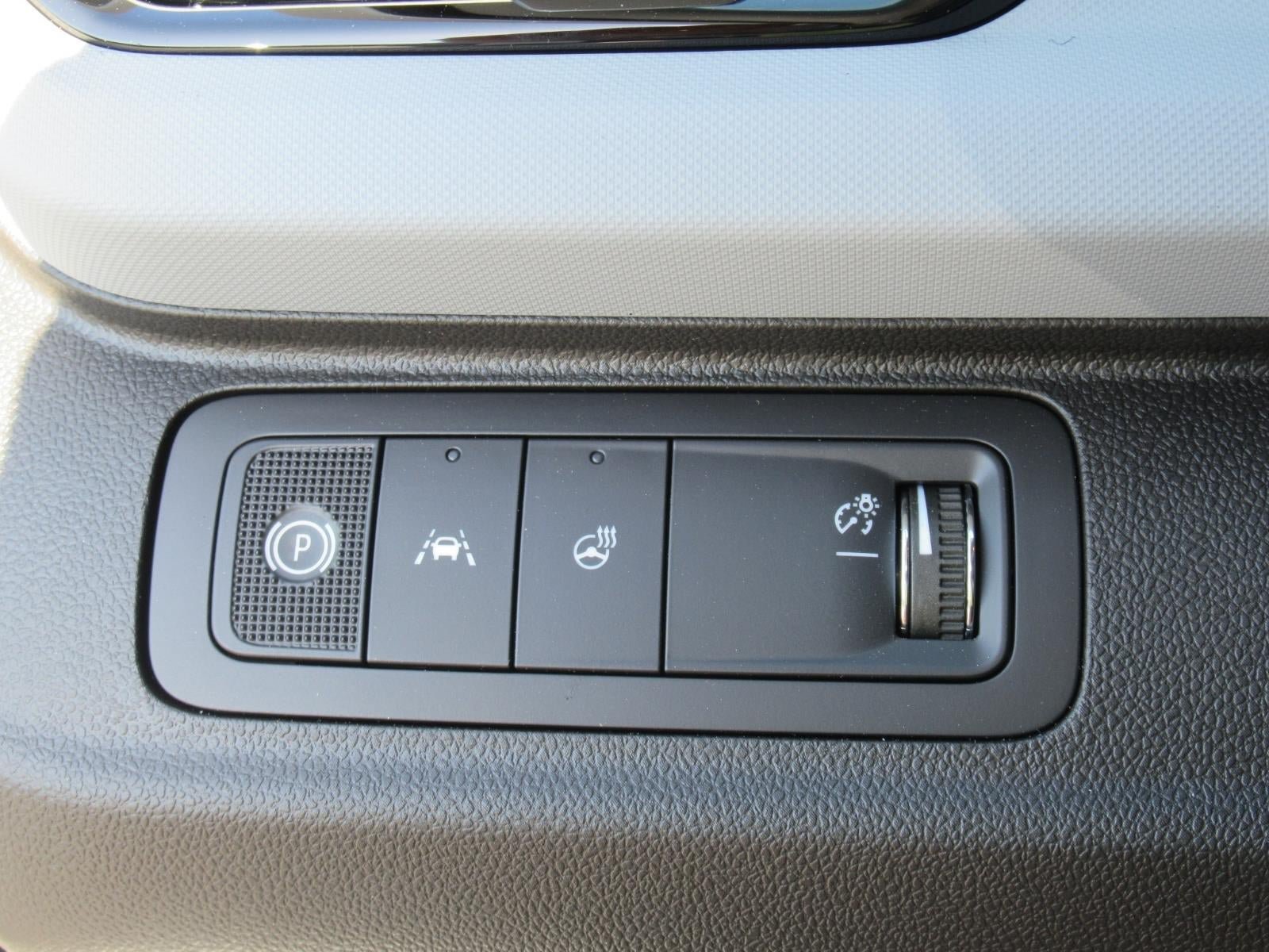 New 2027 Chevrolet Bolt LT FWD image 20