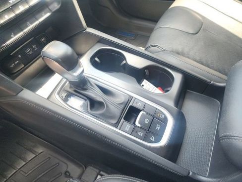 Used 2020 Hyundai Santa Fe Limited AWD/4WD image 40