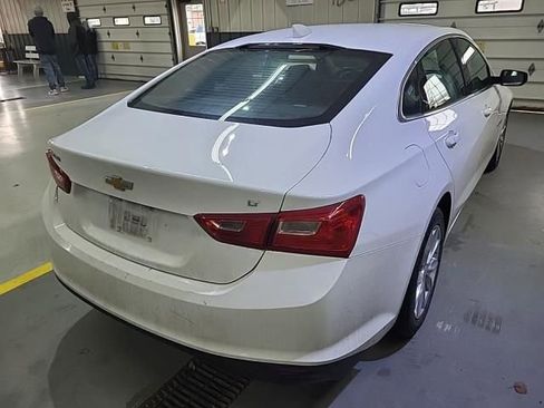 Used 2023 Chevrolet Malibu LT image 4