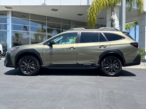Used 2024 Subaru Outback Onyx Edition AWD/4WD image 2