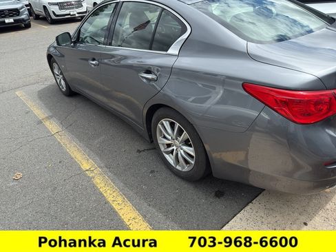 Used 2017 INFINITI Q50 2.0t w/ Moonroof Package AWD/4WD image 4