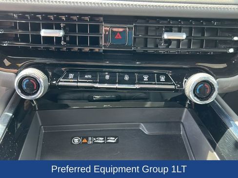 Certified 2025 Chevrolet Tahoe LT AWD/4WD image 14