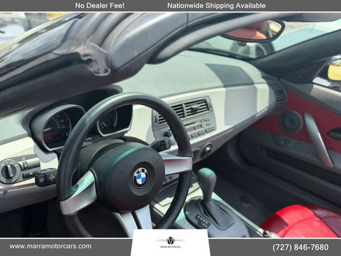 Used 2003 BMW Z4 2.5i RWD image 10