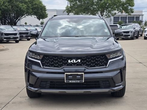 Certified 2023 Kia Sorento S FWD image 11