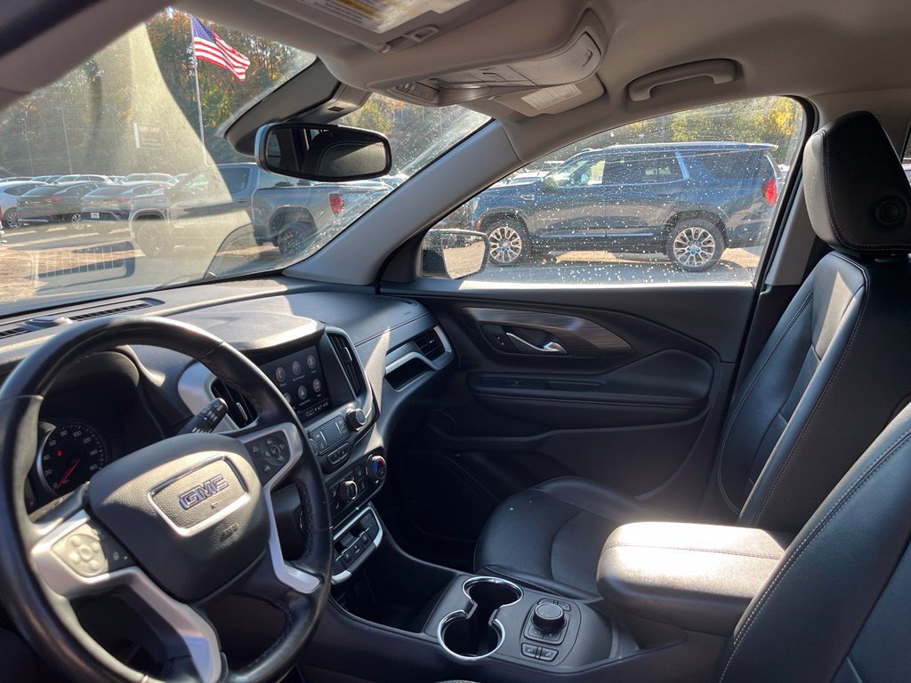 Used 2024 GMC Terrain SLT FWD image 20