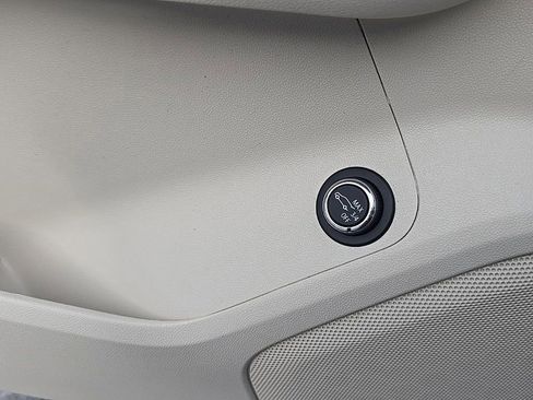 Used 2023 GMC Acadia Denali w/ Denali Ultimate Package image 20