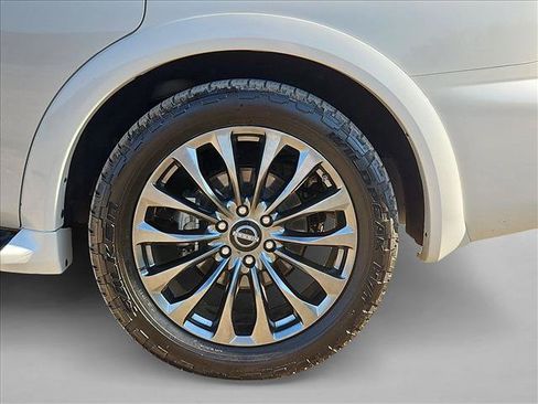 Used 2022 Nissan Armada Platinum w/ Captain's Chairs Package RWD image 27