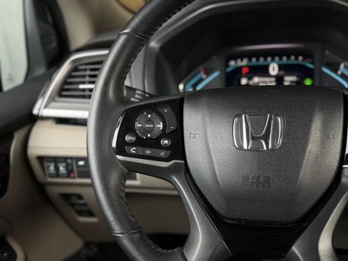 Used 2023 Honda Odyssey Touring image 24