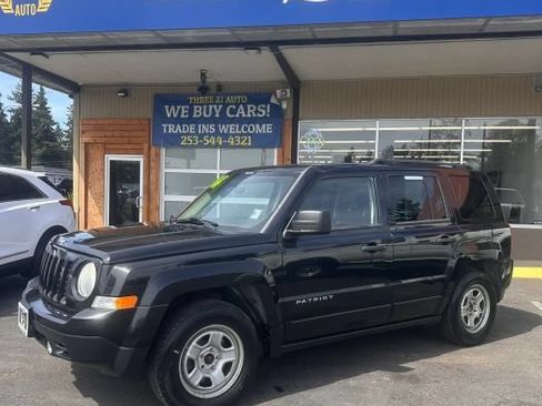 Used 2012 Jeep Patriot Sport FWD image 2