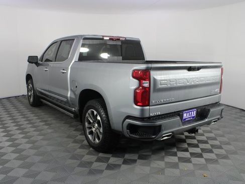 Used 2025 Chevrolet Silverado 1500 High Country w/ Technology Package image 27