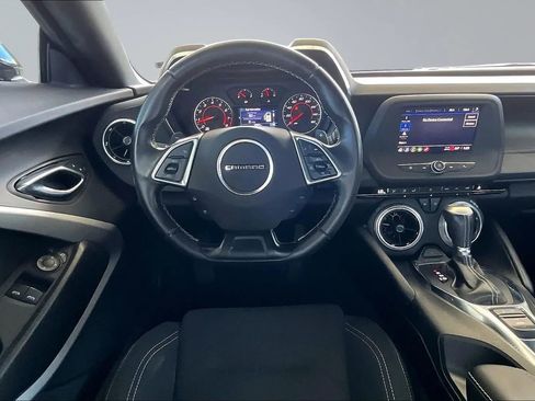 Used 2021 Chevrolet Camaro LT w/ RS Package image 8