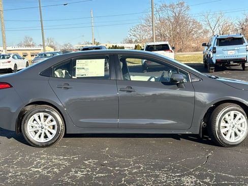 New 2026 Toyota Corolla LE image 9