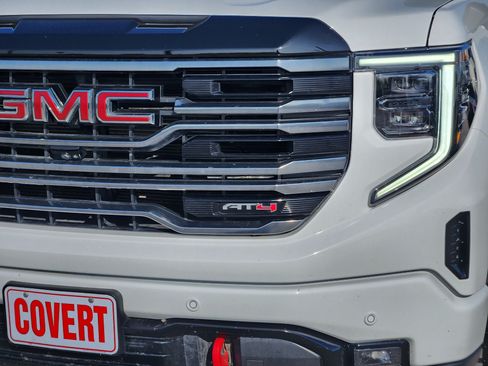 Used 2025 GMC Sierra 1500 AT4 AWD/4WD image 8