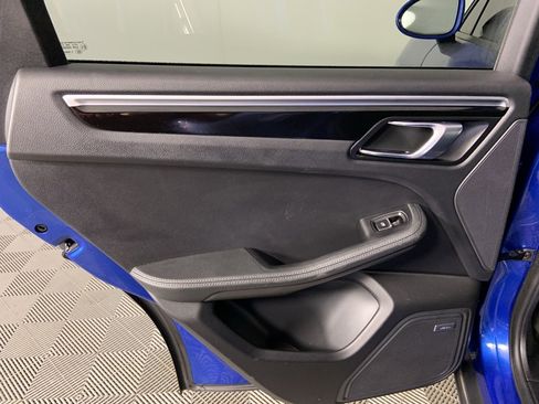 Used 2018 Porsche Macan Sport Edition image 26