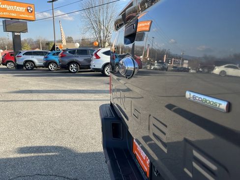 Used 2019 Ford Ranger XLT w/ FX4 Off-Road Package image 10