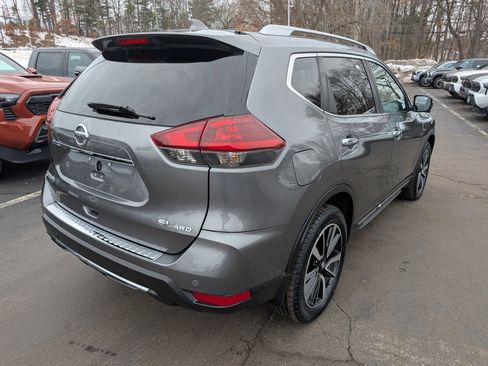 Used 2019 Nissan Rogue SL w/ Premium Package image 7