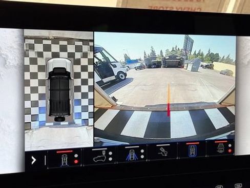 Used 2025 GMC Hummer EV 3X AWD/4WD image 38