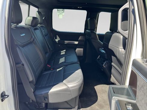 Used 2025 Ford F150 Platinum AWD/4WD image 17