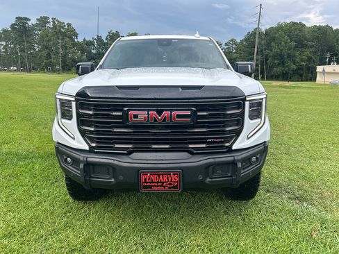 Used 2024 GMC Sierra 1500 AT4X AWD/4WD image 3