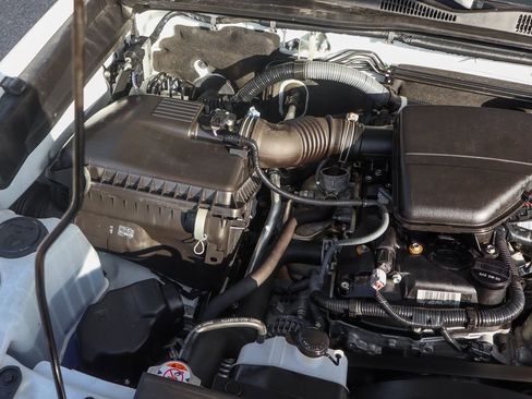 Used 2023 Toyota Tacoma SR image 11