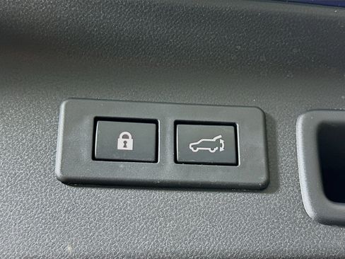 Used 2025 Subaru Forester Sport image 29