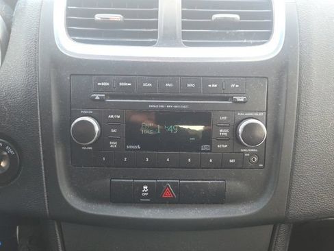 Used 2013 Dodge Avenger SE FWD image 24