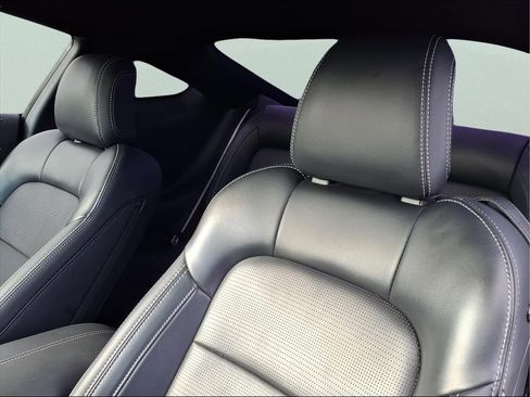 Used 2024 Ford Mustang Premium image 14