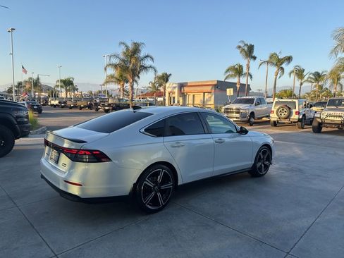 Used 2024 Honda Accord Sport image 8