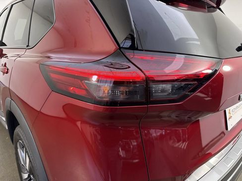 Certified 2023 Nissan Rogue SL w/ SL Premium Package AWD/4WD image 33