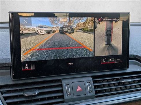 Used 2023 Audi Q5 e Premium Plus w/ Premium Plus Package image 10