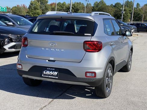 New 2026 Hyundai Venue SEL image 7