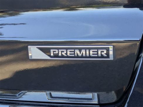 Used 2017 Chevrolet Traverse Premier image 14