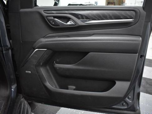 Used 2021 GMC Yukon XL Denali image 32