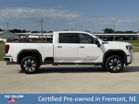 Certified 2024 GMC Sierra 2500 Denali w/ Denali Reserve Package AWD/4WD image 3