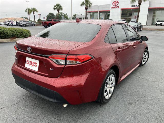 Certified 2025 Toyota Corolla LE FWD image 5