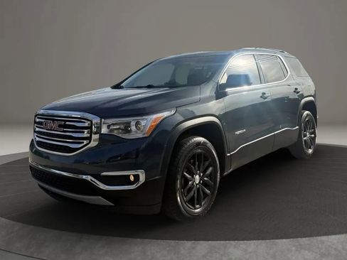 Used 2019 GMC Acadia SLT w/ LPO, Floor Liner Package FWD image 3