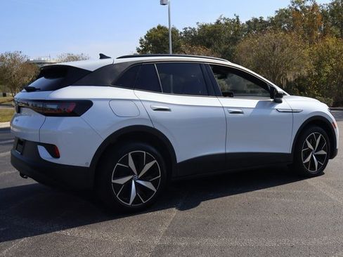 Used 2023 Volkswagen ID.4 Pro S image 7