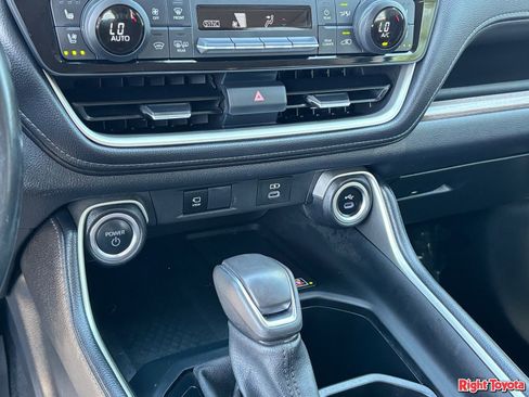 Certified 2024 Toyota Grand Highlander AWD Hybrid image 29