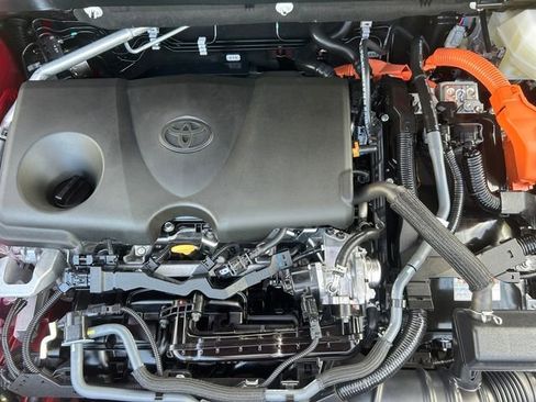 Used 2025 Toyota RAV4 LE image 19