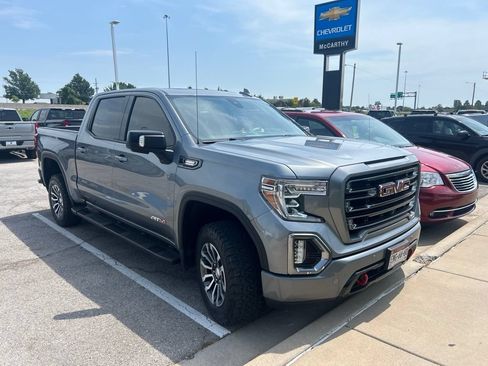 Used 2021 GMC Sierra 1500 AT4 w/ AT4 Value Package AWD/4WD image 2