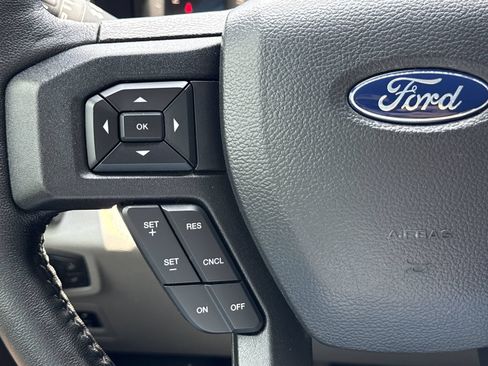 Used 2018 Ford F150 XLT w/ Equipment Group 302A Luxury RWD image 18