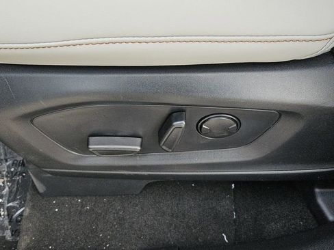 New 2026 Ford Explorer Active w/ Active Comfort Package image 27