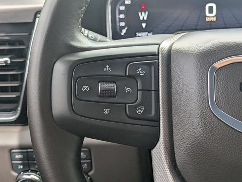 Used 2025 GMC Sierra 2500 Denali w/ Denali Reserve Package AWD/4WD image 26