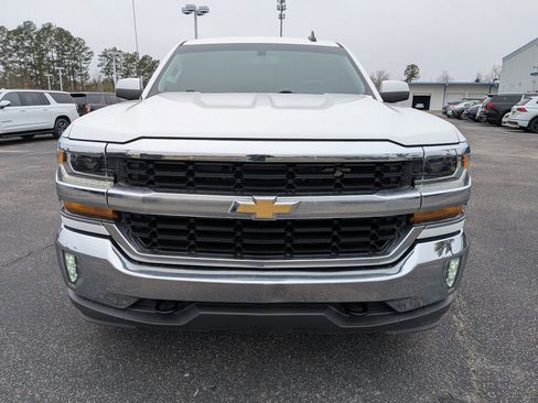 Used 2018 Chevrolet Silverado 1500 LT w/ All Star Edition image 9
