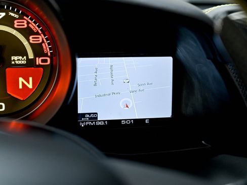 Used 2017 Ferrari 488 Spider RWD image 91