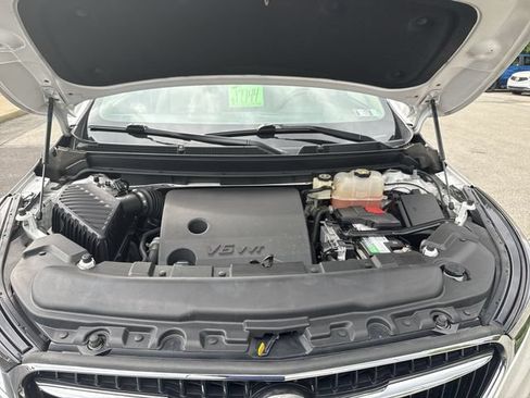Used 2019 Buick Enclave Essence FWD image 19