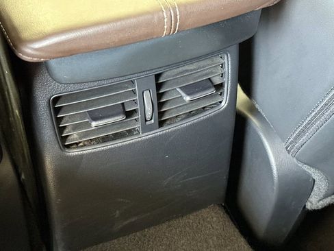 Used 2022 MAZDA CX-30 AWD 2.5 S w/ Premium Package image 16