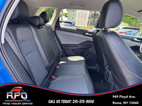Used 2023 Volkswagen Taos SE w/ Black Wheel Package AWD/4WD image 27