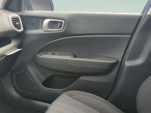 New 2026 Hyundai Venue SEL FWD image 31